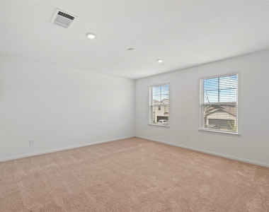 5730 Finely Run Street - Photo Thumbnail 20