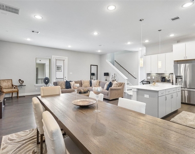 8411 Hempstead Road - Photo Thumbnail 10