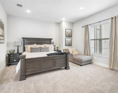 8411 Hempstead Road - Photo Thumbnail 22