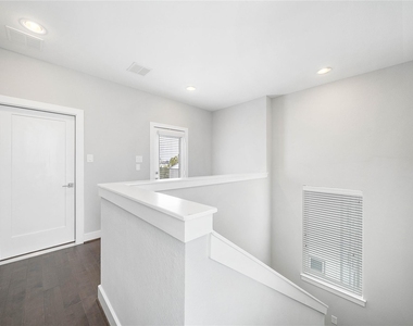8411 Hempstead Road - Photo Thumbnail 30