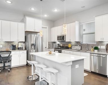 8411 Hempstead Road - Photo Thumbnail 14