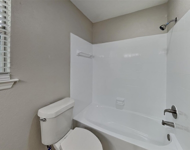 1211 Atlanta Drive - Photo Thumbnail 26