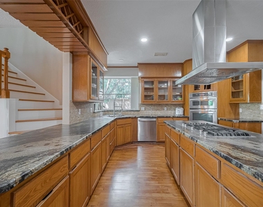 1123 Horseshoe Drive - Photo Thumbnail 20