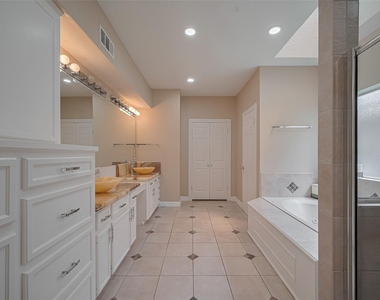1123 Horseshoe Drive - Photo Thumbnail 37