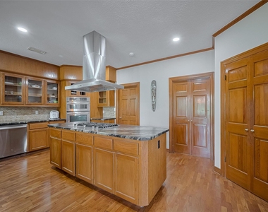1123 Horseshoe Drive - Photo Thumbnail 19