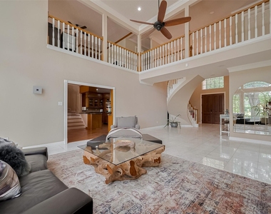 1123 Horseshoe Drive - Photo Thumbnail 9