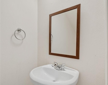 9219 E Lakeside Drive - Photo Thumbnail 24