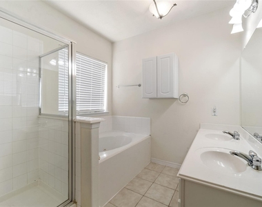 9219 E Lakeside Drive - Photo Thumbnail 14