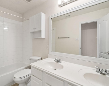 9219 E Lakeside Drive - Photo Thumbnail 26