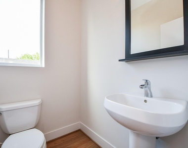 92 Dennis Street - Photo Thumbnail 7