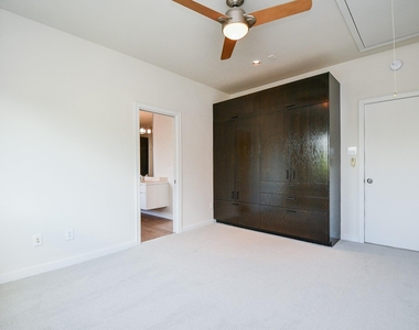 92 Dennis Street - Photo Thumbnail 23