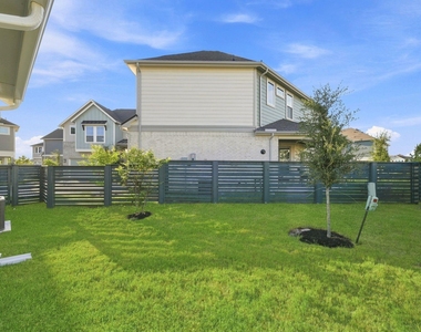 21202 Creeping Bentgrass Drive - Photo Thumbnail 29