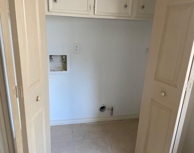 15519 Creekhaven Drive - Photo Thumbnail 7