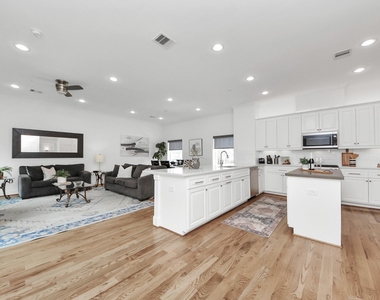 1628 W 24th Street - Photo Thumbnail 9