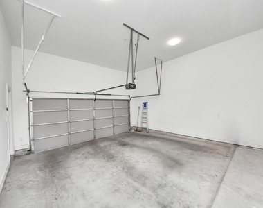 1628 W 24th Street - Photo Thumbnail 28