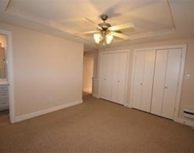 5941 South Loop E - Photo Thumbnail 12