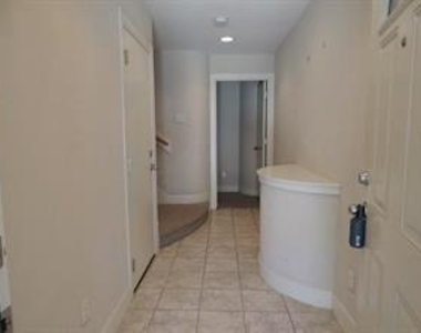 5941 South Loop E - Photo Thumbnail 4