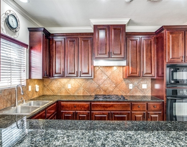 5935 Turtle Beach Lane - Photo Thumbnail 3