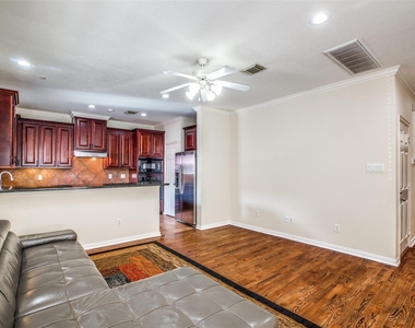 5935 Turtle Beach Lane - Photo Thumbnail 14