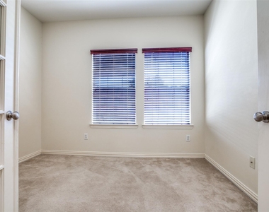 5935 Turtle Beach Lane - Photo Thumbnail 31