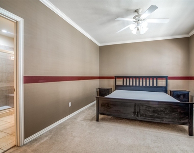5935 Turtle Beach Lane - Photo Thumbnail 26