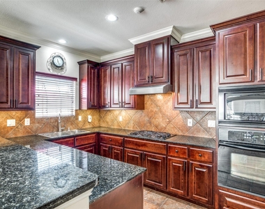 5935 Turtle Beach Lane - Photo Thumbnail 17