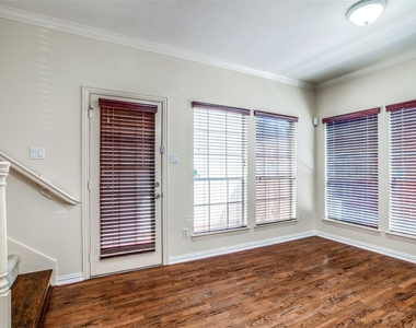 5935 Turtle Beach Lane - Photo Thumbnail 9