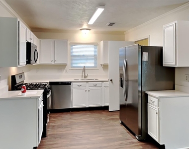 7007 Durango Drive - Photo Thumbnail 1