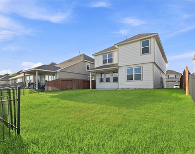24703 Signorelli Way - Photo Thumbnail 37