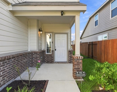 24703 Signorelli Way - Photo Thumbnail 5