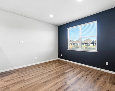 24703 Signorelli Way - Photo Thumbnail 15