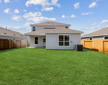 16483 Honeysuckle Hill Drive - Photo Thumbnail 22