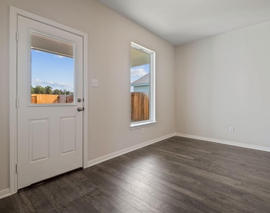 16483 Honeysuckle Hill Drive - Photo Thumbnail 2