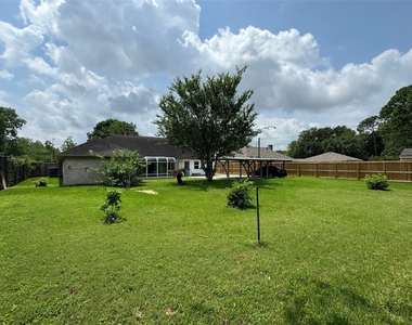 7910 Sands Point Drive - Photo Thumbnail 28