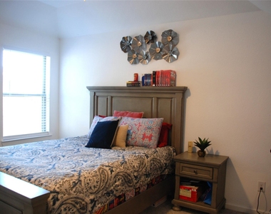 17506 White Baneberry Drive - Photo Thumbnail 16