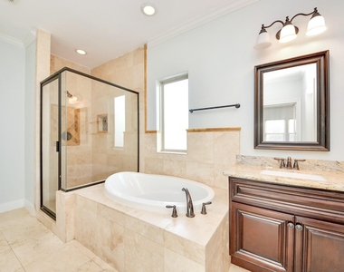 11045 Upland Forest Drive - Photo Thumbnail 17