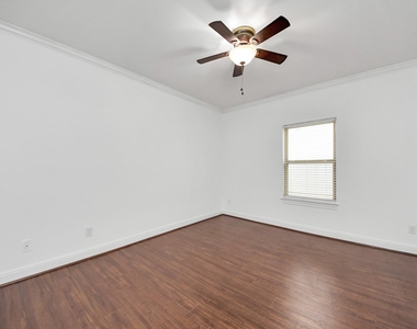 11045 Upland Forest Drive - Photo Thumbnail 13