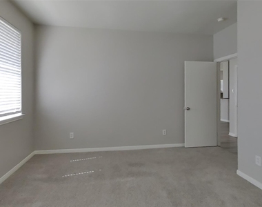 23206 Postwood Glen Lane - Photo Thumbnail 7