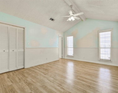 1073 Redfish Street - Photo Thumbnail 19