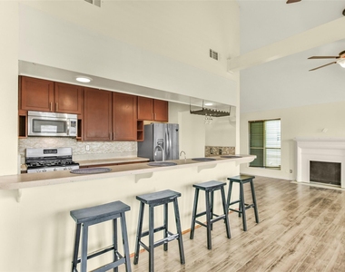 1073 Redfish Street - Photo Thumbnail 8