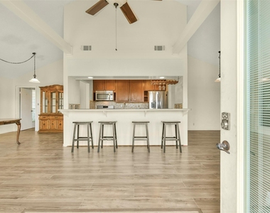 1073 Redfish Street - Photo Thumbnail 4