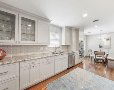 5058 Yarwell Drive - Photo Thumbnail 10