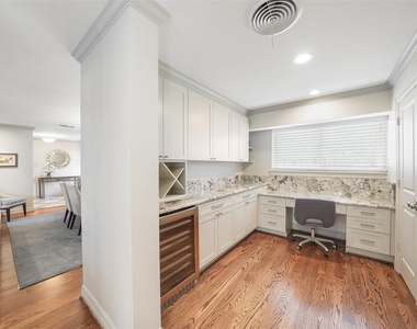 5058 Yarwell Drive - Photo Thumbnail 8