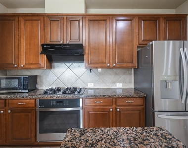 6006 Lamb Creek - Photo Thumbnail 4