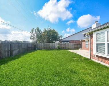 6006 Lamb Creek - Photo Thumbnail 15