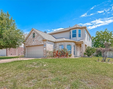 19223 Brook Village Road - Photo Thumbnail 5