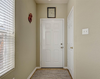 19223 Brook Village Road - Photo Thumbnail 9