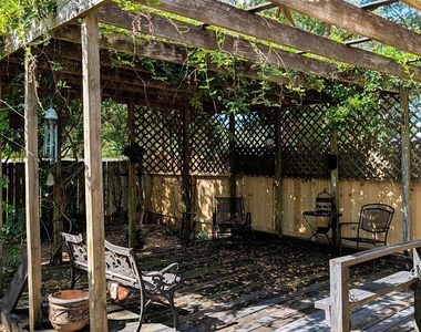 3102 E Heatherock Circle - Photo Thumbnail 19