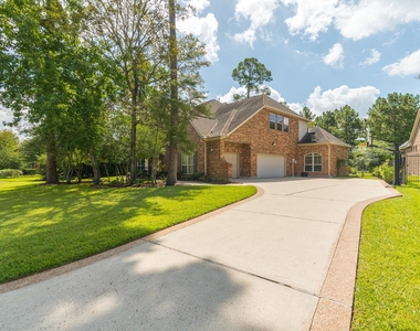 110 S Veilwood Circle - Photo Thumbnail 2