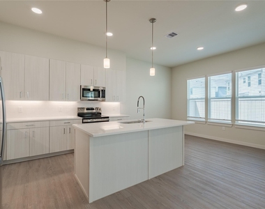 22014 Lesley Grove Lane - Photo Thumbnail 1